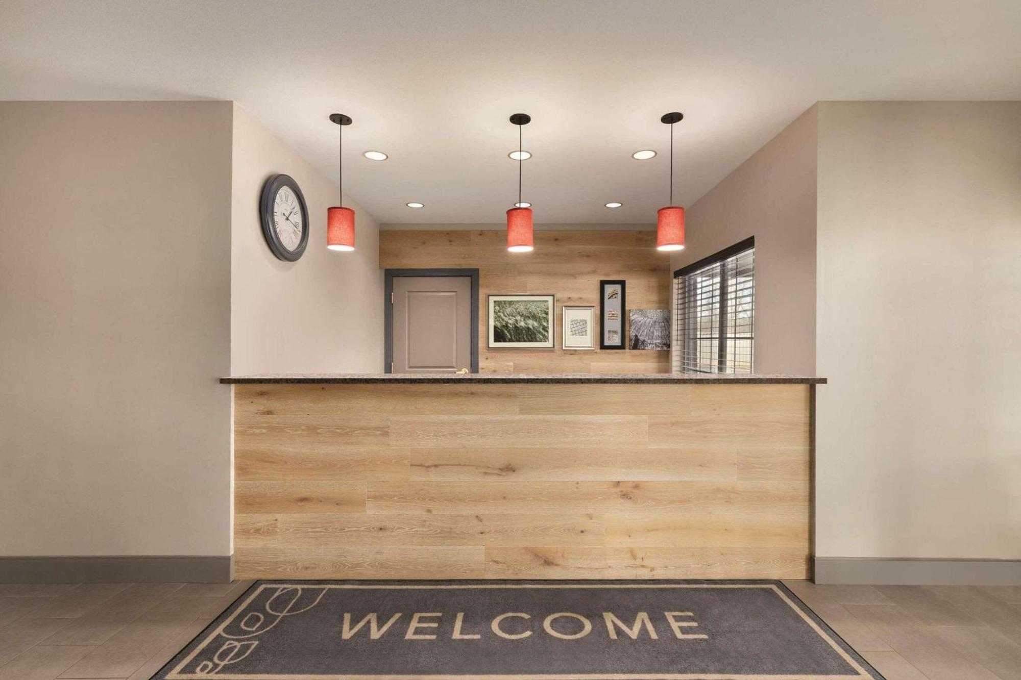 Country Inn & Suites By Radisson, Madison, Al Luaran gambar